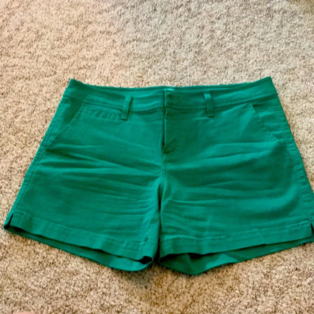 Market and Spruce shorts